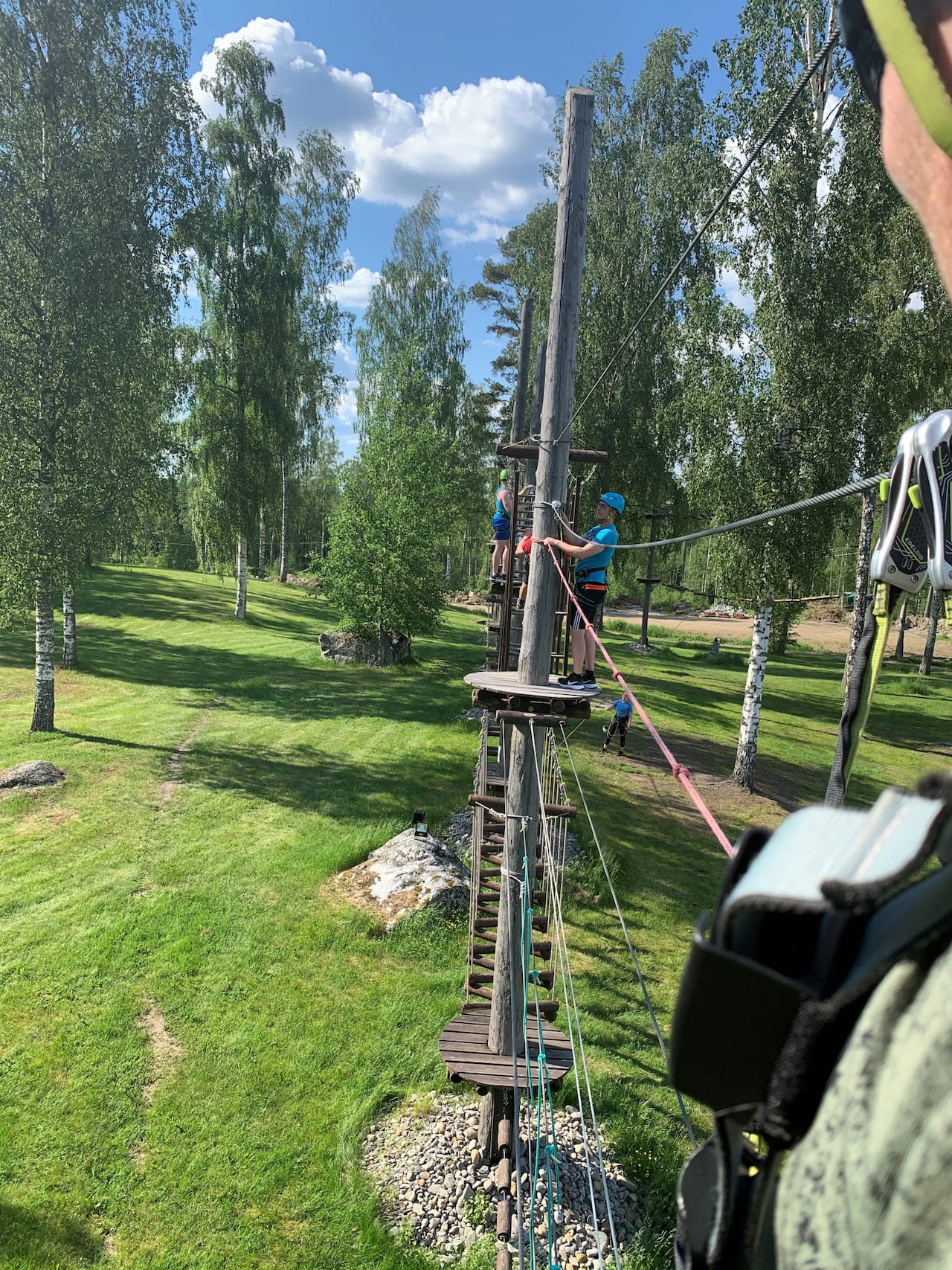 Rentoudu Ellivuori Resortissa ja seikkaile Amazing Cityn Highparkissa!