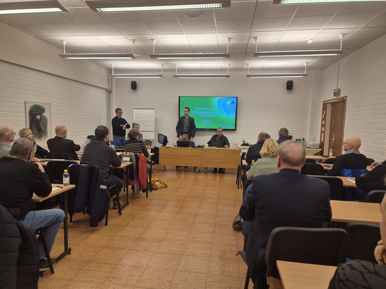 Mhy Etelä-Karjalan vasta valittu valtuusto kokousti Imatralla